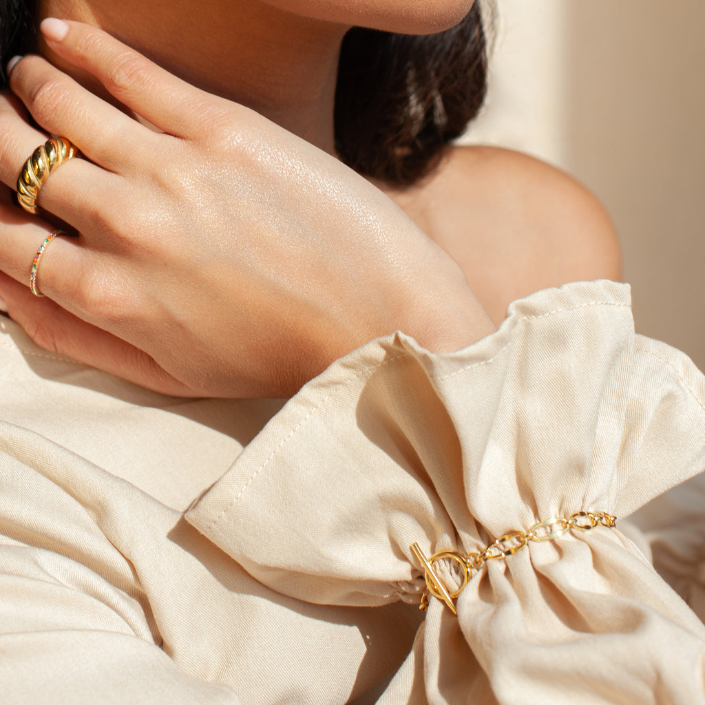 18k gold plated chain bracelet in 925 sterling silver with a toggle clasp