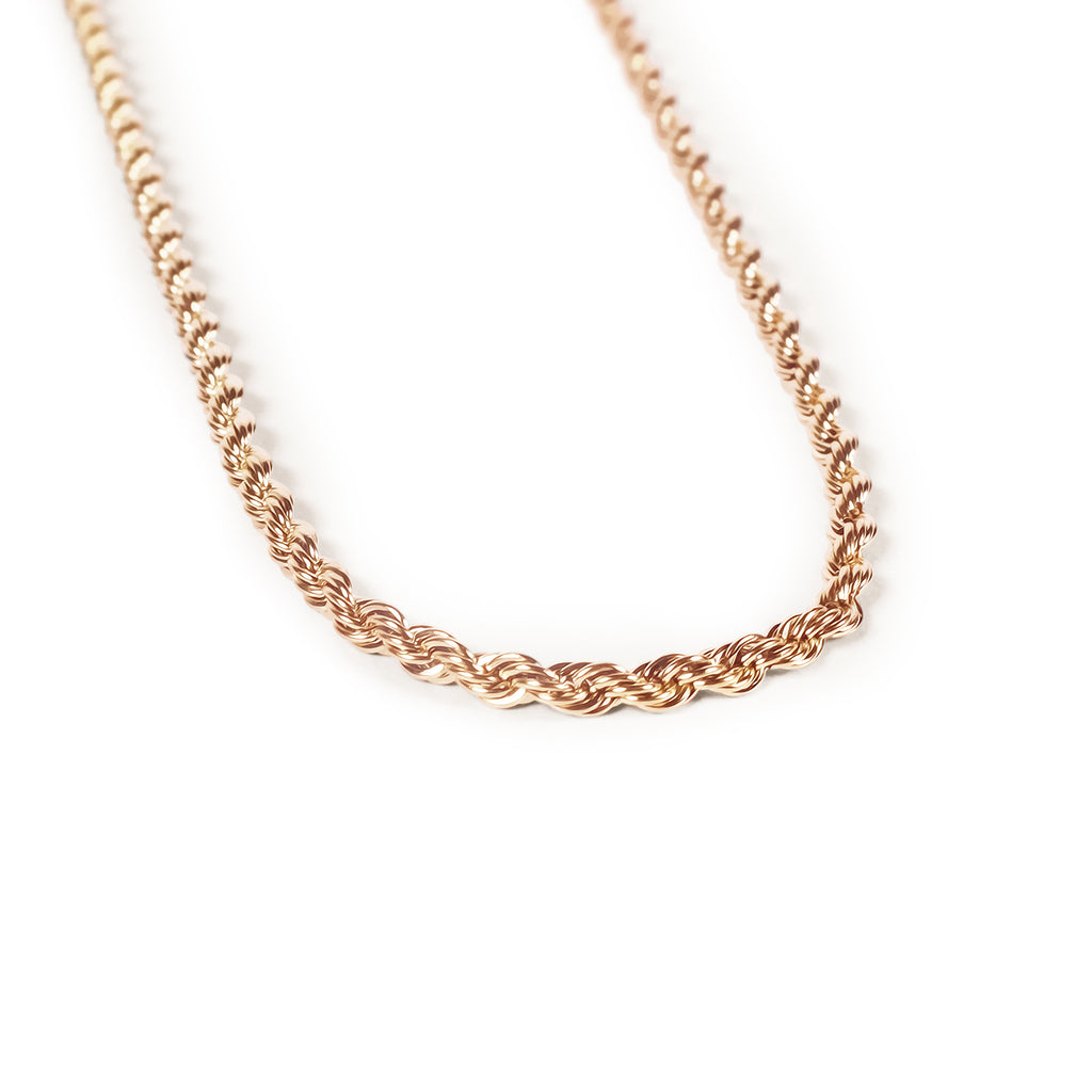 18k gold plated rope chain in stainless steel. 